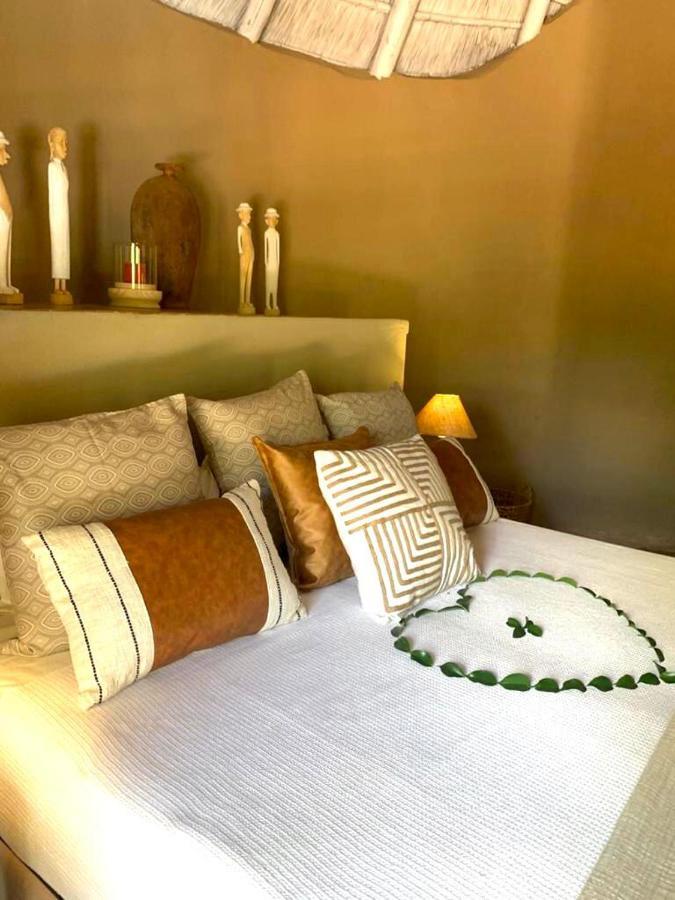 Ikhaya Lamadube Game Lodge Klipdrift Kültér fotó