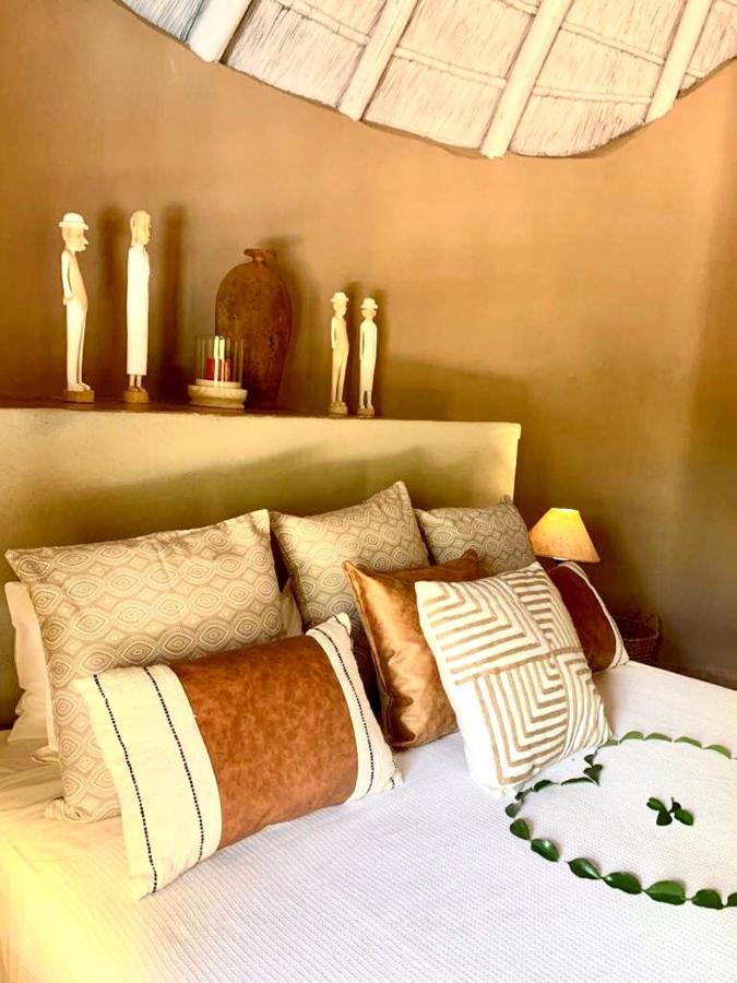 Ikhaya Lamadube Game Lodge Klipdrift Kültér fotó